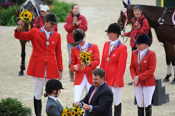 WEG2-10-3-10-EV-Medals-7448-DDeRosaPhoto.jpg