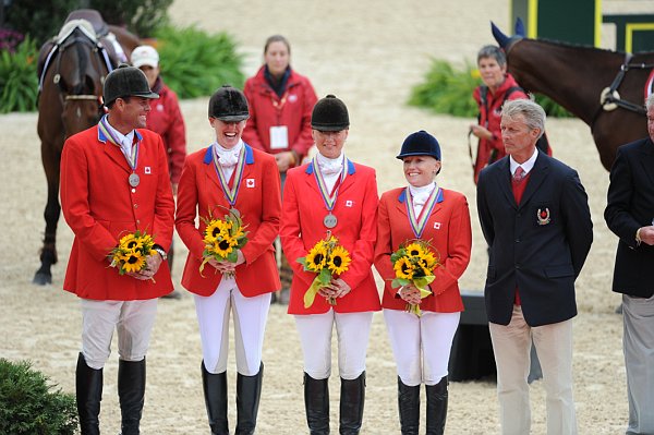 WEG2-10-3-10-EV-Medals-7549-DDeRosaPhoto.jpg