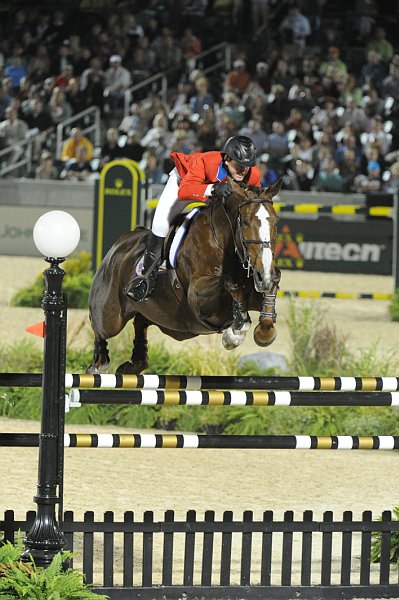 WEG3-10-8-10-SJ-Ind-9265-McLainWard-Sapphire-DDeRosaPhoto.jpg