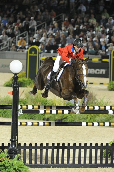 WEG3-10-8-10-SJ-Ind-9266-McLainWard-Sapphire-DDeRosaPhoto.jpg