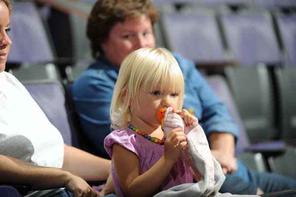 WIHS1-10-26-10-Cl52-A-O-Htr35-U-8734-DDeRosaPhoto.JPG