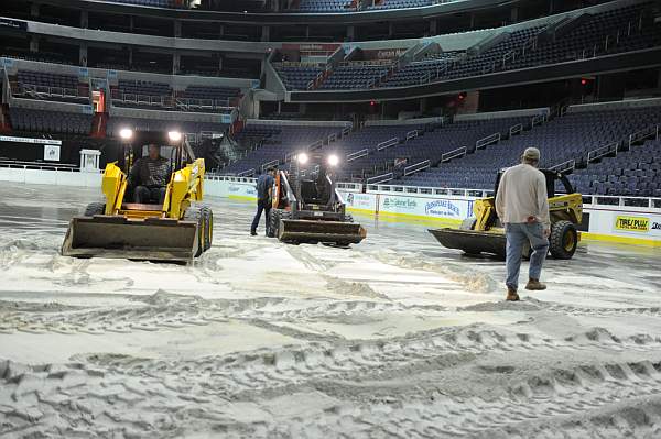 WIHS-10-24-10-Setup-0275-DDeRosaPhoto.jpg