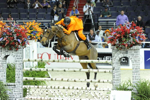 WIHS2-10-28-10-4824-CaretinaIII-CharlieJayne-DDeRosaPhoto.jpg