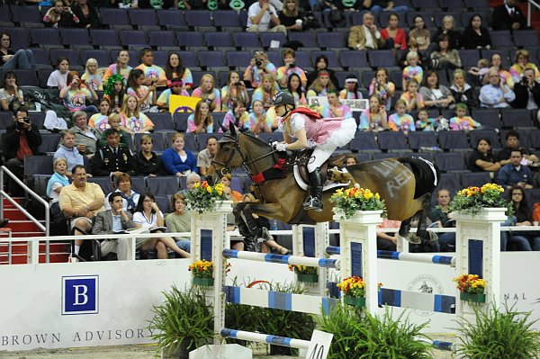 WIHS2-10-28-10-4951-CordiaDeLaubry-Marilyn-Meredith-DDeRosaPhoto.jpg