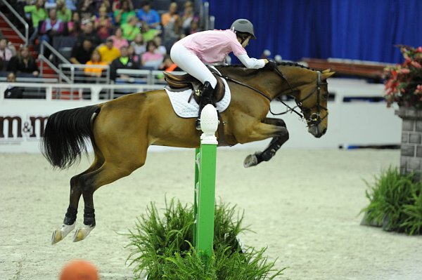 WIHS2-10-28-10-4958-LirvingDeVolsin-KateLevy-DDeRosaPhoto.jpg