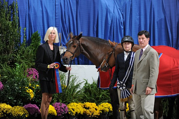 WIHS-BestChRdr-10-31-10-0164-VictoriaColvin-EverLuvin-DDeRosaPhoto.jpg