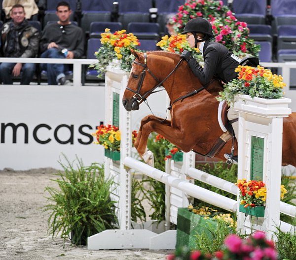 WIHS3-10-31-10-Cl123-LgPnyHtr-9943-DreamBig-SydneyShulman-DDeRosaPhoto.jpg