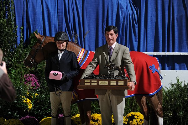 WIHS3-10-31-10-GrandChampPny-0152-EverLuvin-VictoriaColvin-DDeRosaPhoto.jpg