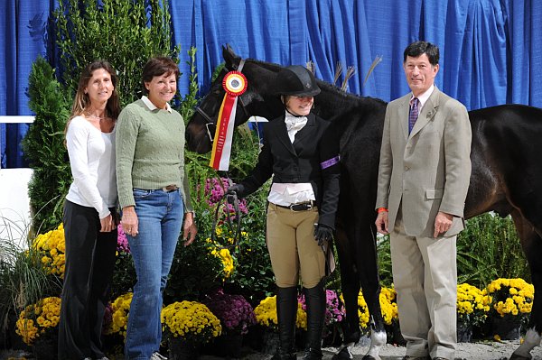 WIHS3-10-31-10-LgPnyHtrChamp-0147-FranklinsTower-Rachelman-DDeRosaPhoto.jpg