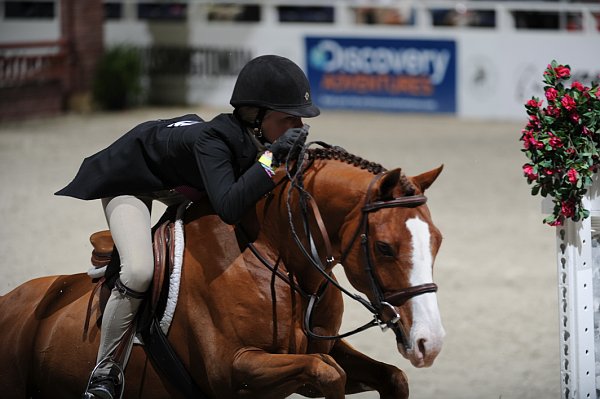 WIHS4-10-31-10-Cl124-LgPnyHtr-0007-Chakko-AllisonToffolon-DDeRosaPhoto.jpg