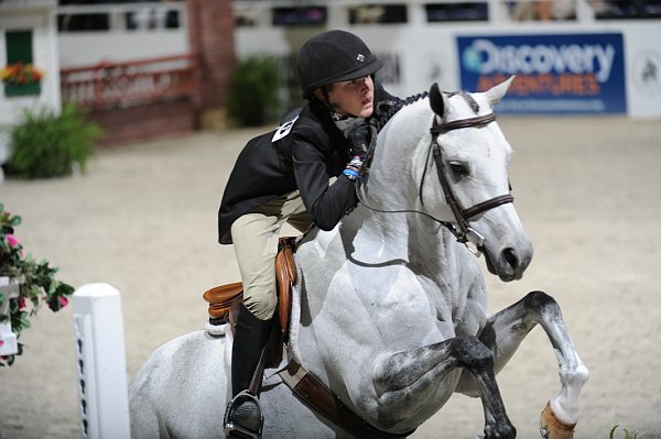 WIHS4-10-31-10-Cl124-LgPnyHtr-0039-CenterField-LouiseGraves-DDeRosaPhoto.jpg