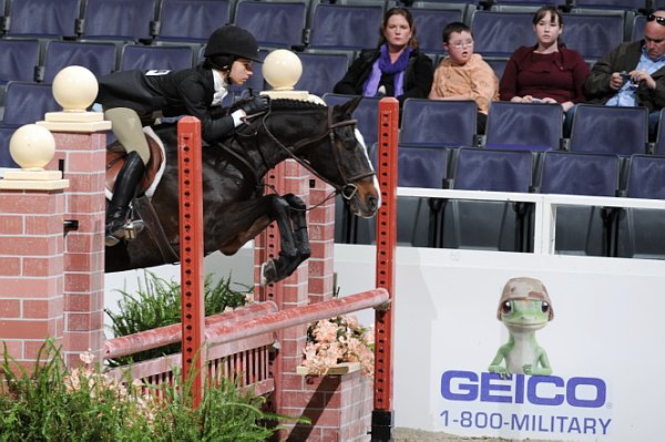 WIHS4-10-31-10-Cl124-LgPnyHtr-0090-NotoriousR-AnnaCardelfe-DDeRosaPhoto.jpg