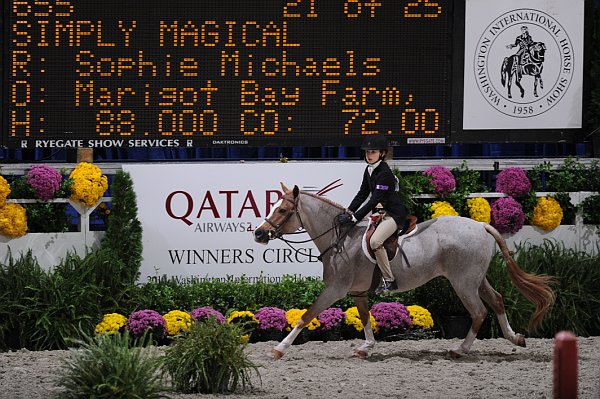 WIHS3-10-31-10-Cl114-MedPnyHtr-9721-SimplyMagical-SophieMichaels-DDeRosaPhoto.jpg