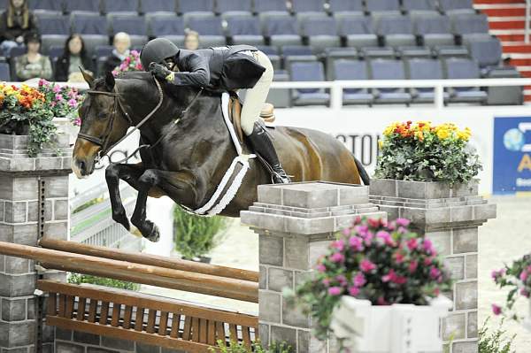 WIHS-10-26-10-Cl13-RgConfHtr-7543-Francesca-MaggieJayne-DDeRosaPhoto.jpg