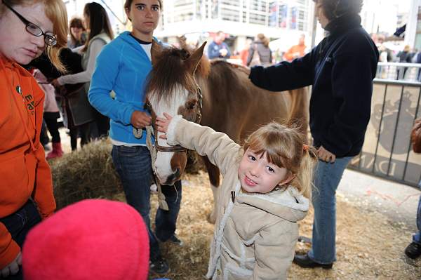 KIDS_DAY-WIHS3-10-30-10-DSC_8235-DDeRosaPhoto.jpg