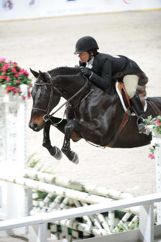 WIHS-10-26-10-Cl187-WIHSAdHtrCh-9630-ChocolateMartini-TaylorLucas-DDeRosaPhoto.jpg