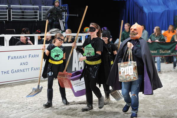 BARN_NIGHT_WIHS2-10-28-10-3982-DDeRosaPhoto.jpg