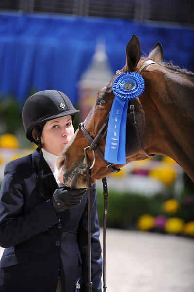 WIHS2-10-27-10-0960-SarahWard-Onassis-DDeRosaPhoto.jpg