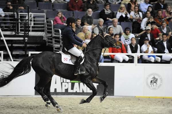 WIHS-10-24-10-PresCup-DSC_1339-Alaska-ToddMinikus-DDeRosaPhoto.jpg