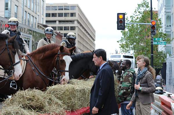 WIHS2-10-27-10-BreakfastMtdPolice-0536-DDeRosaPhoto.jpg