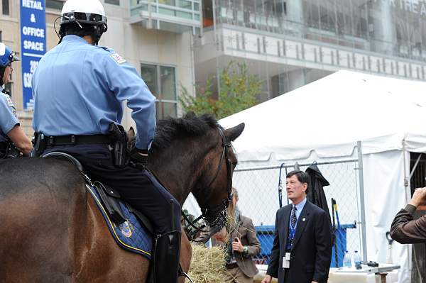 WIHS2-10-27-10-BreakfastMtdPolice-0543-DDeRosaPhoto.jpg