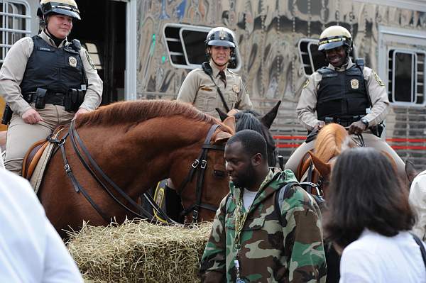 WIHS2-10-27-10-BreakfastMtdPolice-0606-DDeRosaPhoto.jpg