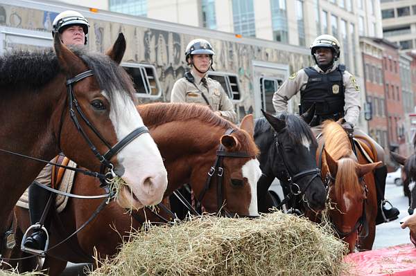 WIHS2-10-27-10-BreakfastMtdPolice-0610-DDeRosaPhoto.jpg