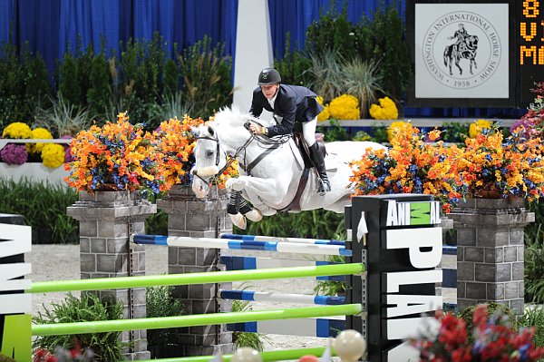 Animal_Planet-WIHS2-10-30-10-8835-DDeRosaPhoto.jpg