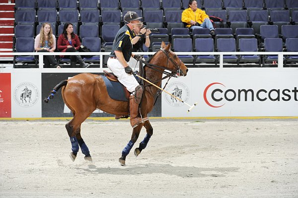 Comcast-WIHS2-10-27-10-MilitaryPolo-2092-DDeRosaPhoto.jpg