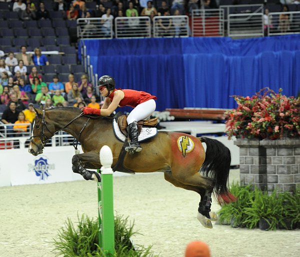 Pedigree-WIHS2-10-28-10-4861-HillaryDobbs-DDeRosaPhoto.jpg