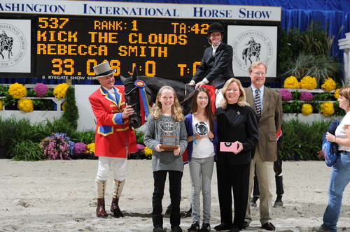 WIHS2-10-27-10-Cl189-WIHSAdCh-2072-KickTheClouds-RebeccaSmith-DDeRosaPhoto.jpg