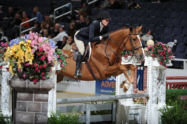 WIHS2-10-29-10-Cl181-WIHSEq-Htr-5761-AbbyOMara-Urco-DDeRosaPhoto.jpg