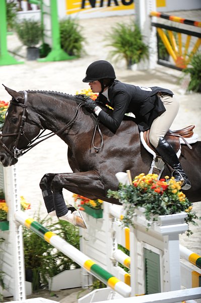 WIHS2-10-30-10-Cl182-WIHSEqJpr-8141-CatherineBillings-Figaro-DDeRosaPhoto.jpg