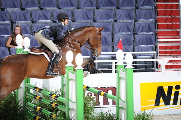 WIHS2-10-30-10-Cl182-WIHSEqJpr-8204-CatherineTyree-TripleLutz-DDeRosaPhoto.jpg