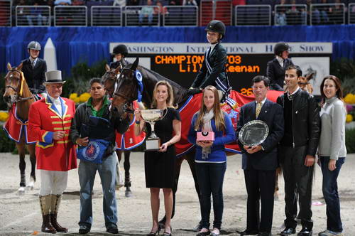 WIHS2-10-30-10-Cl182-WIHSEqFinals-8492-LillieKeenan-Uno-DDeRosaPhoto.jpg