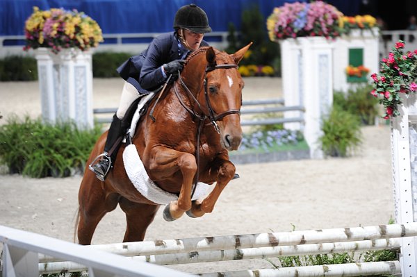 WIHS3-10-31-10-Cl191-RegHtrFinalsHrs-0329-Sofia-BonnieDarcey-DDeRosaPhoto.jpg