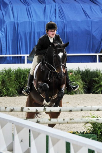 WIHS3-10-31-10-Cl191-RegHtrFinalsHrs-0350-Fargo-KimMaginnis-DDeRosaPhoto.jpg