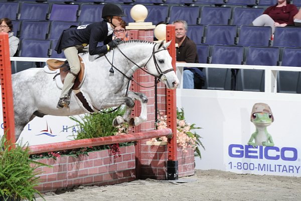 WIHS3-10-31-10-Cl193-LocHtrFinals-Pny-0211-LakeviewPickpocket-LaurenRockwell-DDeRosaPhoto.jpg