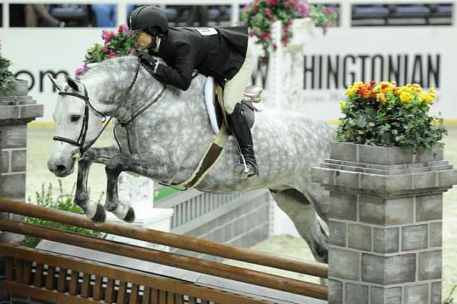 Hunters-WIHS1-10-26-10-Cl3-GrConfHtr-7746-SteelMyHeart-WinnAlden-DDeRosaPhoto.JPG