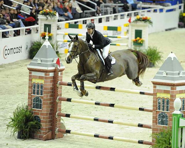 Jumpers-WIHS3-10-30-10-DSC_8725-MclainWard-Sapphire-DDeRosaPhoto.JPG