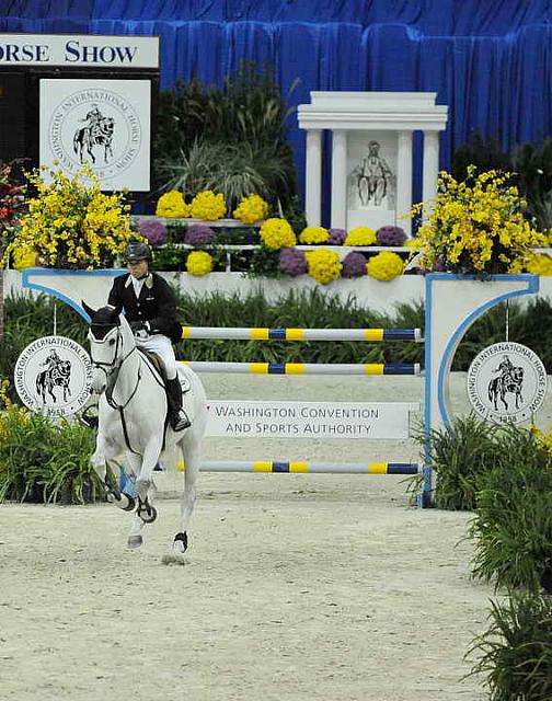 Jumpers-WIHS3-10-30-10-DSC_8812-DDeRosaPhoto.jpg