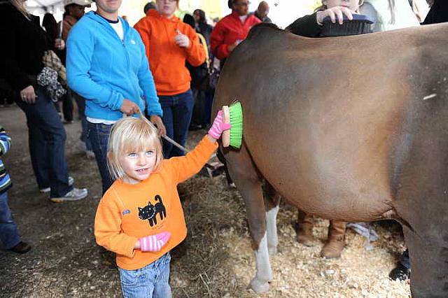 KIDS_DAY-WIHS3-10-30-10-DSC_8230-DDeRosaPhoto.JPG