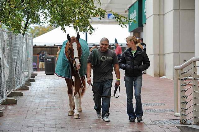 Outside-WIHS2-2010-WEG_0631-DDeRosaPhoto.JPG