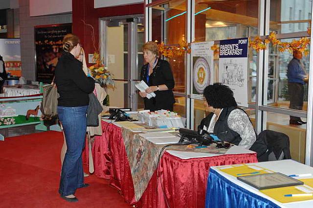 Vendor-WIHS3-10-29-10-DSC_0044-DDeRosaPhoto.JPG