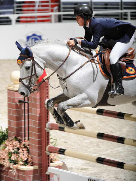 WIHS2-10-28-10-3949-UdentoVDL-HillaryDobbs-DDeRosaPhoto.JPG