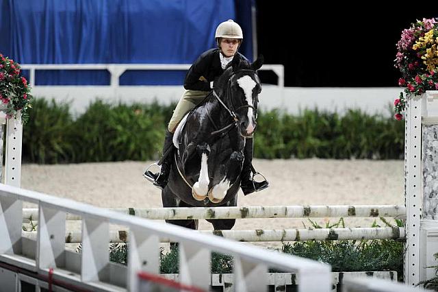 WIHS4-10-31-10-Cl124-LgPnyHtr-0028-OneMoreTime-AnnaRossi-DDeRosaPhoto.jpg