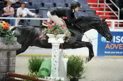 DanielleCooper-WIHS1-10-26-10-Cl52-A-O-Htr35-U-8820-Amalfi-DDeRosaPhoto.JPG