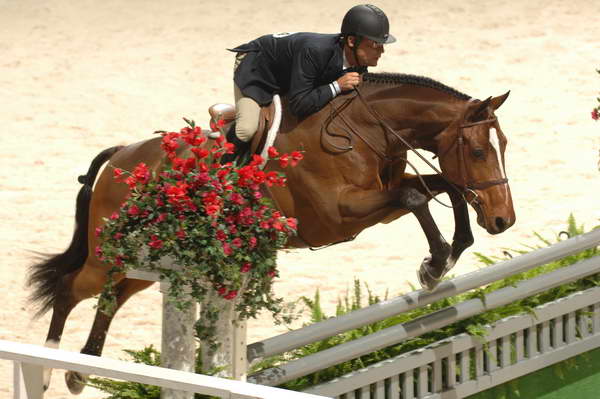 JohnFrench-316-Overseas-WIHS-10-24-06-&copy;DeRosaPhoto.JPG