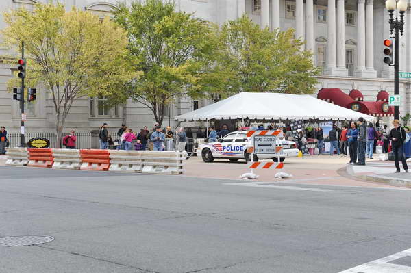 KidsDay-WIHS3-10-30-10-DSC_8163-KidsDay-DDeRosaPhoto.JPG