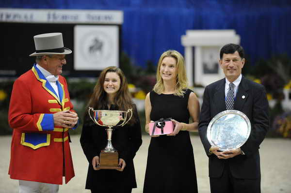 JulietReid-WIHS-10-24-09-Cl182-WIHSJrEqJpr-DSC_0361-JohnFranzreb-JulietReid-EricStraus-DDeRosaPhoto.JPG